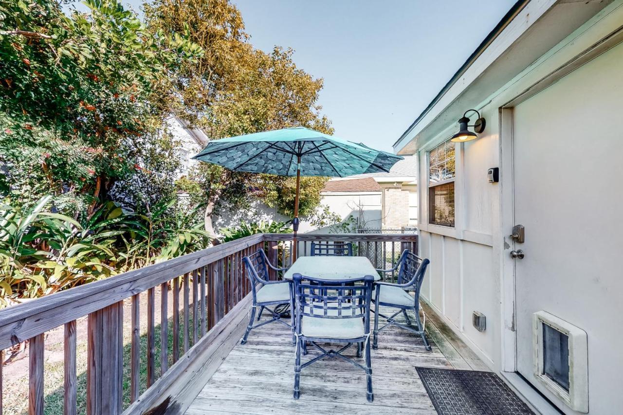 The Tui Nest Villa Galveston Exterior foto